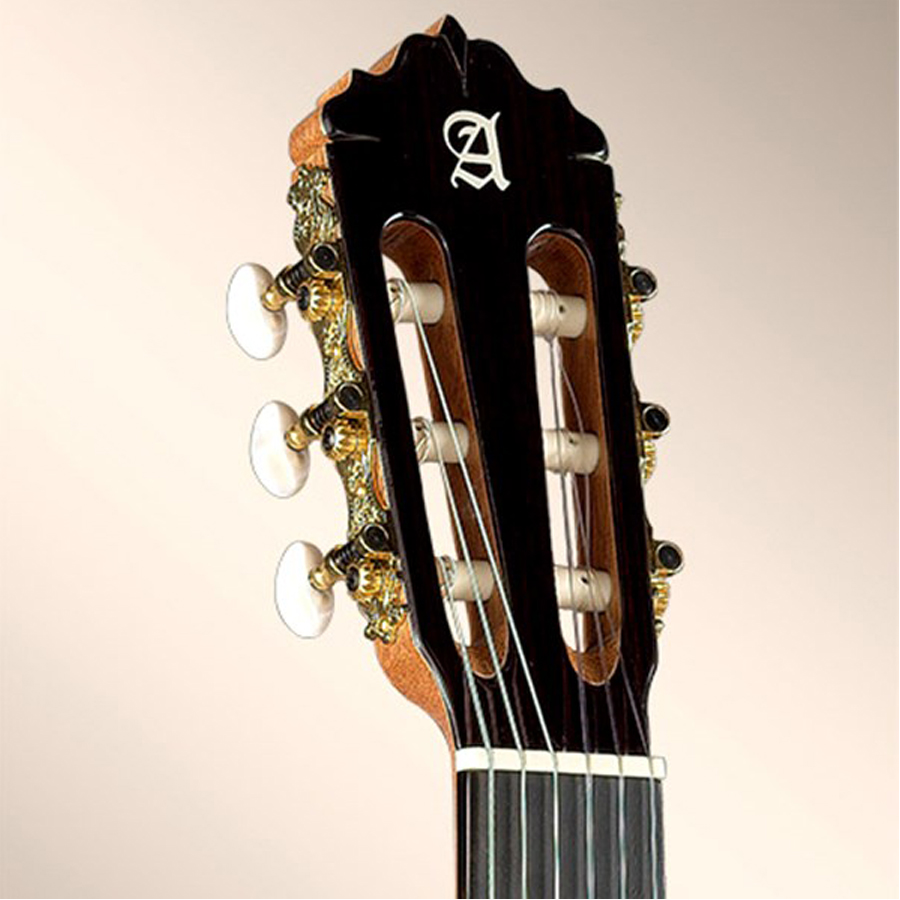 گیتار کلاسیک الحمبرا مدل 7C